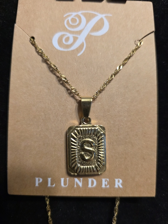 Plunder Jewelry - #827 Plunder Gold-Tone 'S' Sunburst Pendant Necklace